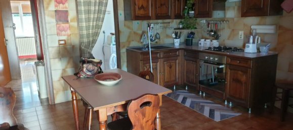 5 bedrooms Apartment in Rogliano, Italy No. 319745 10