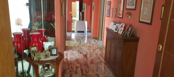 5 bedrooms Apartment in Rogliano, Italy No. 319745 8