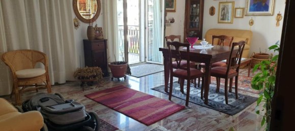 5 bedrooms Apartment in Rogliano, Italy No. 319745 2