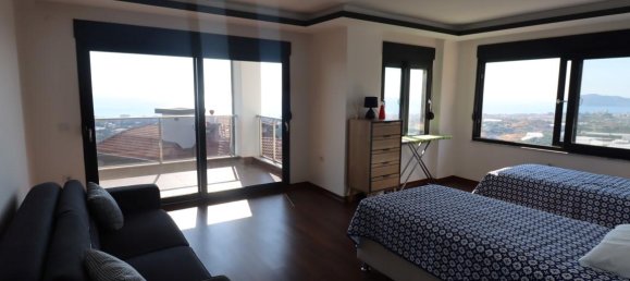 Villa 4+2 in Kestel, Turkey No. 7822 21