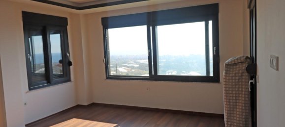 Villa 4+2 in Kestel, Turkey No. 7822 19