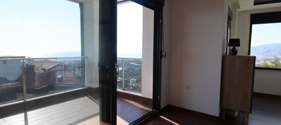 Villa 4+2 in Kestel, Turkey No. 7822 18