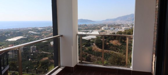 Villa 4+2 in Kestel, Turkey No. 7822 7