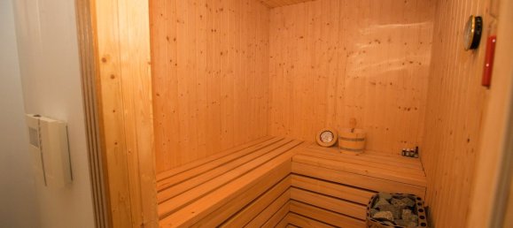 3 bedrooms Villa in Punta Prima, Spain No. 8615 16