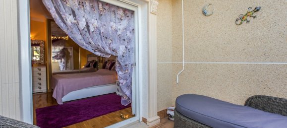 3 bedrooms Villa in Punta Prima, Spain No. 8615 11