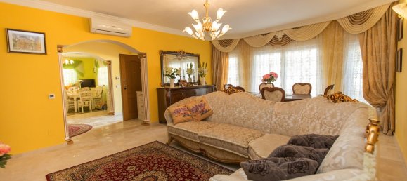 3 bedrooms Villa in Punta Prima, Spain No. 8615 22