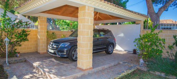 3 bedrooms Villa in Punta Prima, Spain No. 8615 28