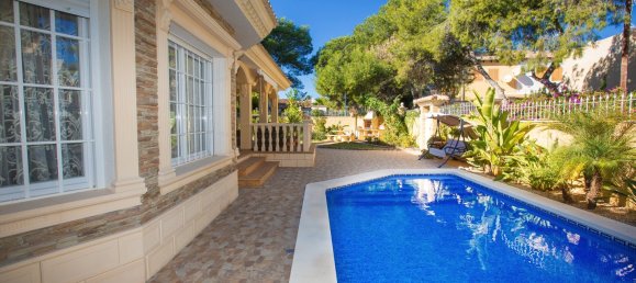 3 bedrooms Villa in Punta Prima, Spain No. 8615 7