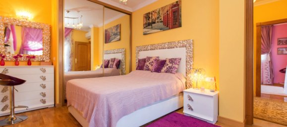 3 bedrooms Villa in Punta Prima, Spain No. 8615 8