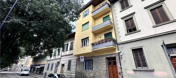 3 غرف نوم شقة في Florence, Italy رقم 181775 30