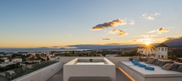 6 bedrooms Villa in Benahavis, Spain No. 49794 49