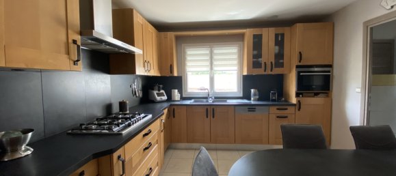 4 bedrooms House in Charente, France No. 277489 3