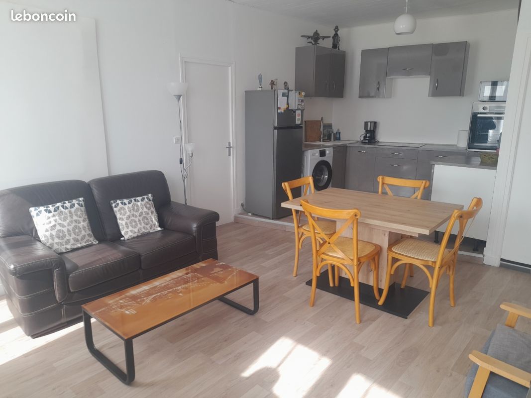 3-salle Appartement à Saint-Pair-sur-Mer, France No. 328297