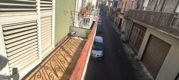 4 rooms House in Paternò, Italy No. 259720 23