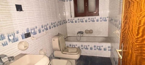 4 rooms House in Paternò, Italy No. 259720 17