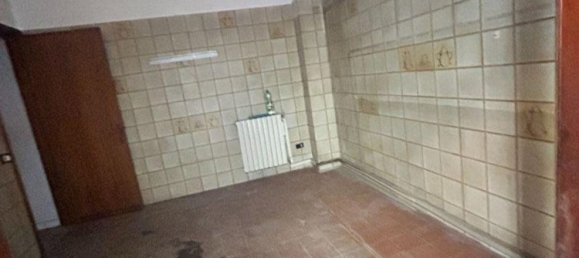 4 rooms House in Paternò, Italy No. 259720 19