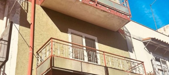 4 rooms House in Paternò, Italy No. 259720 44