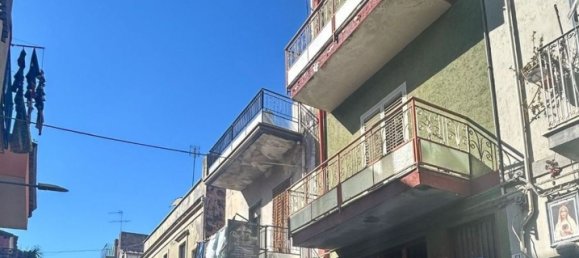 4 rooms House in Paternò, Italy No. 259720 4