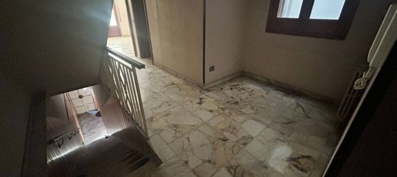 4 rooms House in Paternò, Italy No. 259720 15