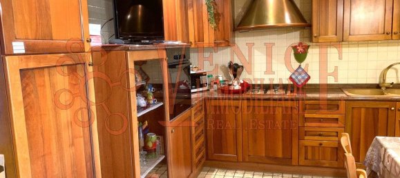 2 bedrooms Duplex in Pianiga, Italy No. 105961 2