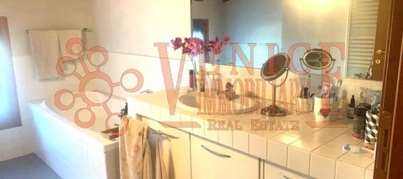 2 bedrooms Duplex in Pianiga, Italy No. 105961 11