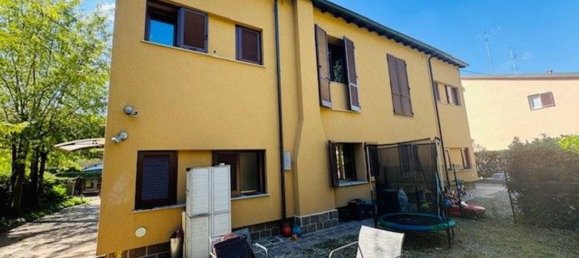 4 bedrooms House in Como, Italy No. 362327 3