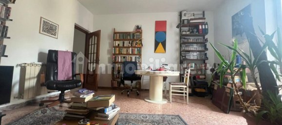 1 bedroom Apartment in Rome, Italy No. 323639 8