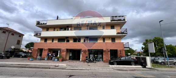 1 room Commercial property in Padua, Italy No. 347230 9