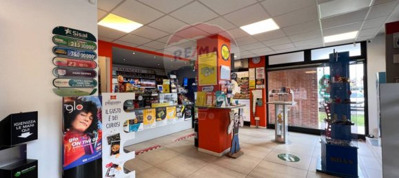 1 room Commercial property in Padua, Italy No. 347230 3