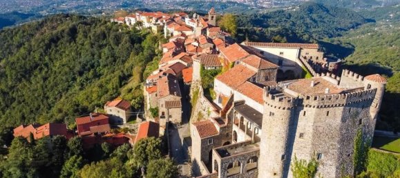 5 rooms Castles in Fosdinovo, Italy No. 163733 2