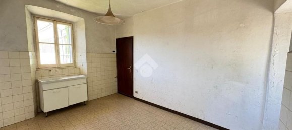 Квартира с 5 спальнями в Калольциокорте, Италия № 312034 5