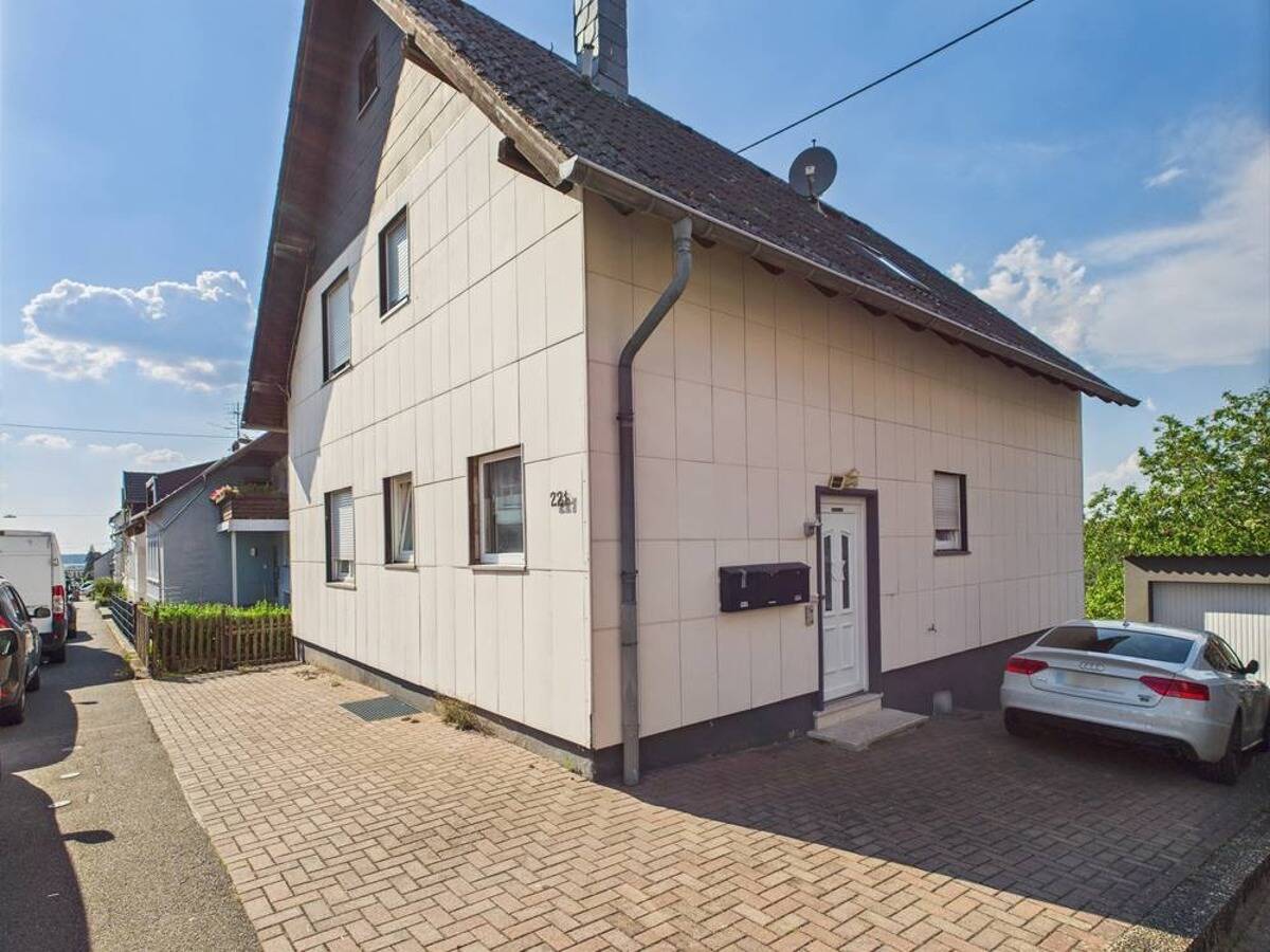 6-Zimmer Stadthaus in Saarbrücken, Germany, Nr. 231554