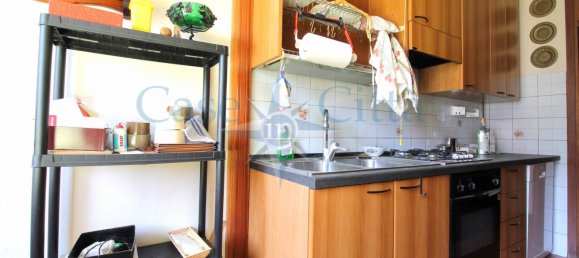 2 bedrooms Apartment in Milan, Italy No. 243166 7