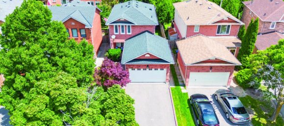 4 bedrooms House in Mississauga, Canada No. 288 3