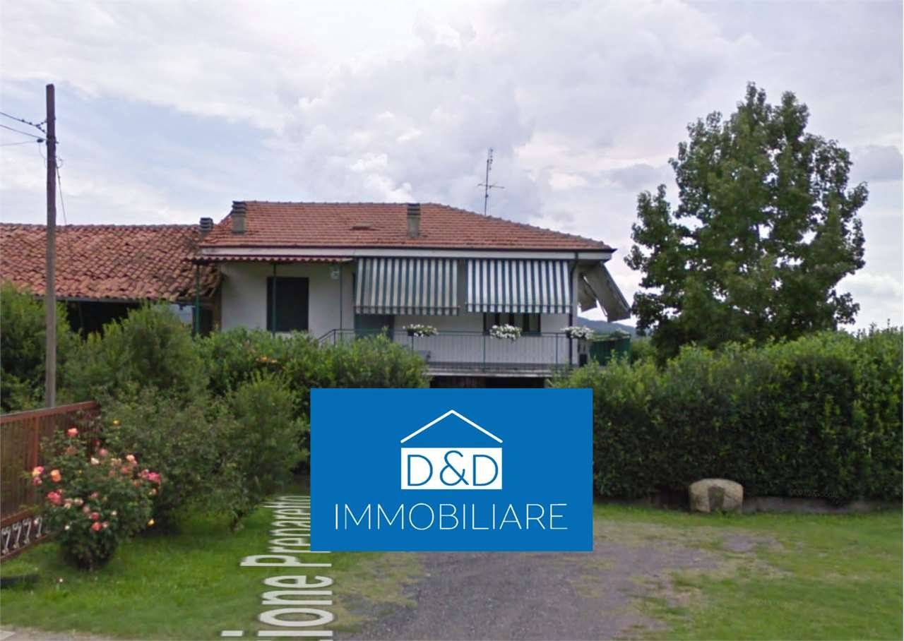 2 bedrooms Apartment in Castellamonte, Italy No. 212049