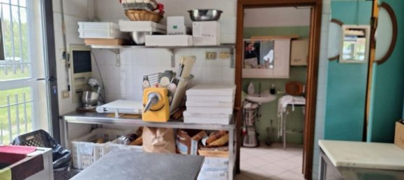 Propiedad comercial en Ravenna, Italy 75 m² No. 372057 3