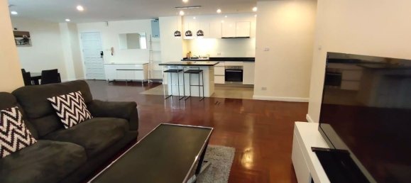 2 bedrooms Condo in Bang Rak, Thailand No. 12895 2