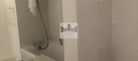 2 bedrooms Apartment in Saint-Cyr-l'Ecole, France No. 297200 9