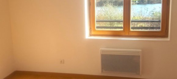 2 bedrooms House in Saint-Etienne-du-Rouvray, France No. 295396 8