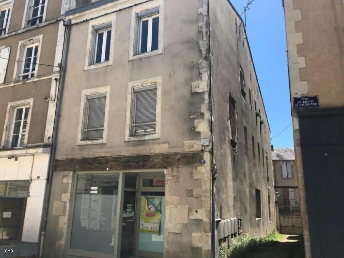 4 bedrooms Shop in Ruffec, France No. 18987