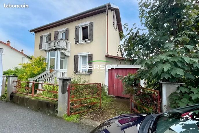 3 bedrooms House in Mandeure, France No. 313769