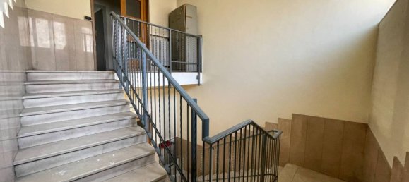 Oficina de 5 habitaciónes en Moncalieri, Italy No. 81953 22