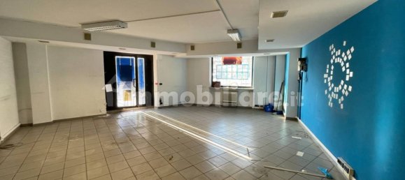 Oficina de 5 habitaciónes en Moncalieri, Italy No. 81953 5