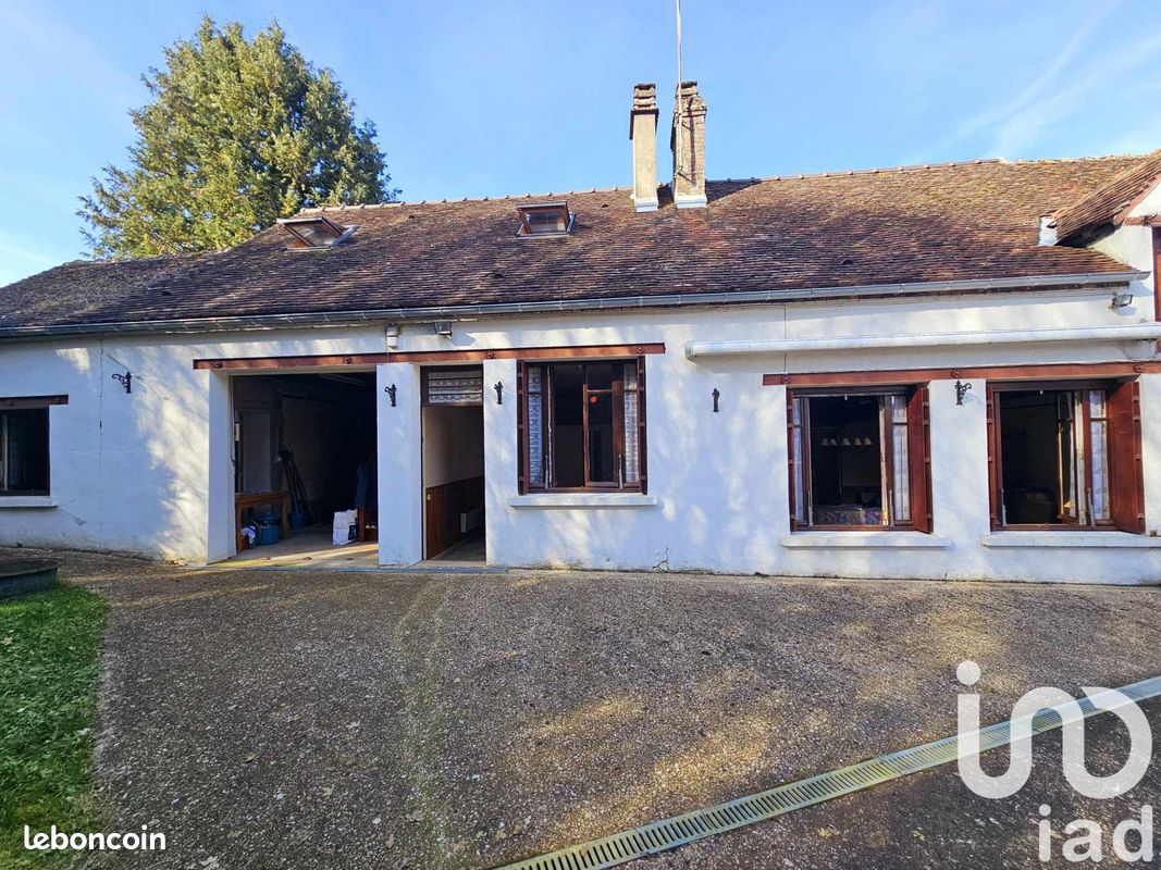 2 bedrooms House in Verlin, France No. 271685