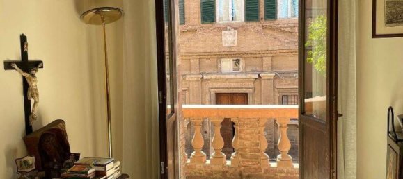 7 rooms Apartment in Siena, Italy No. 223356 2