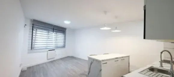 Apartamento de 2 dormitorios en Valdemorillo, Spain No. 178787 17