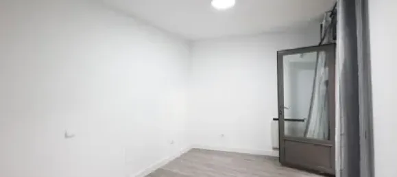 Apartamento de 2 dormitorios en Valdemorillo, Spain No. 178787 8