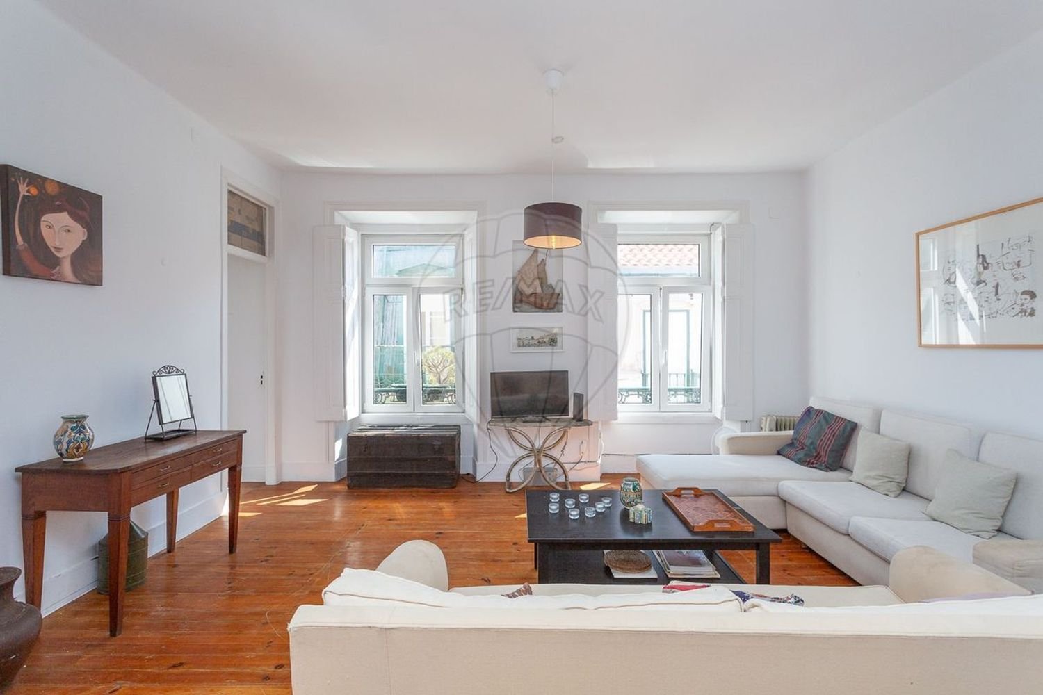 3 bedrooms Apartment in Lisbon, Portugal No. 268836