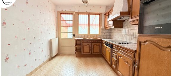 3 bedrooms House in Sains-en-Gohelle, France No. 283774 5