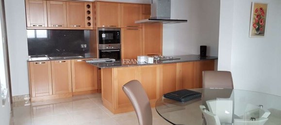 3 bedrooms Townhouse in Qormi, Malta No. 9113 4